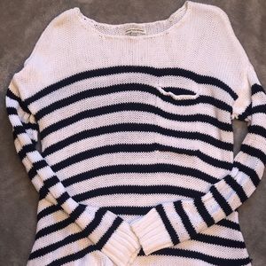 💜SWEATER navy and white stripped!!!! AEO